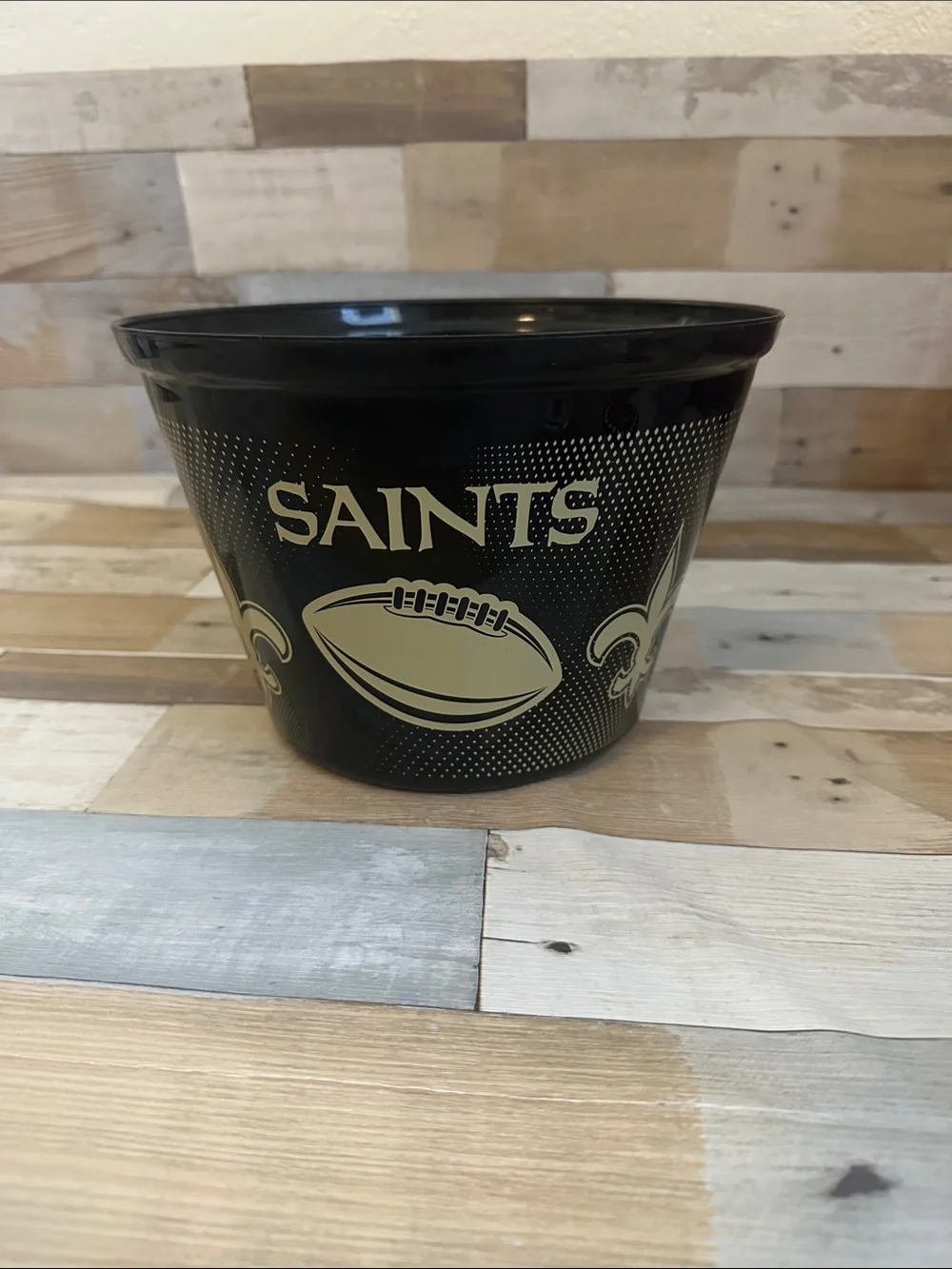 Saints Serving Bowl, Popcorn Bowl Black & Gold Team Logo